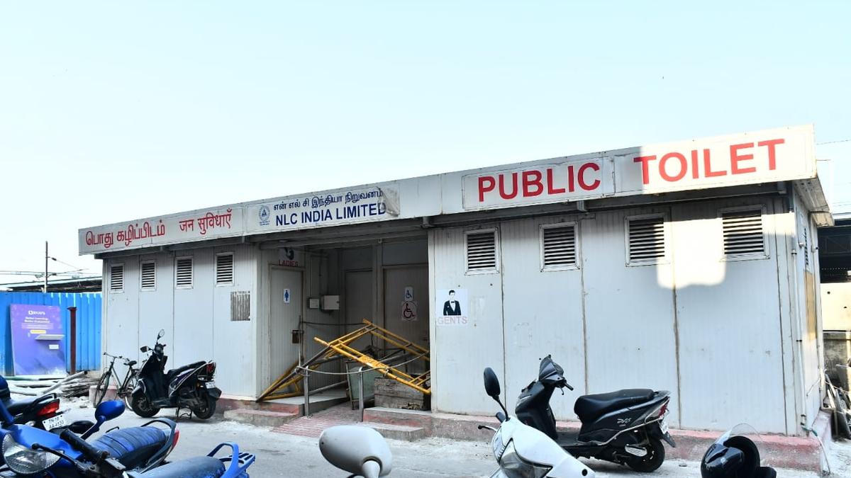 Central railway station to get lowmaintenance etoilets; facility will be extended to more